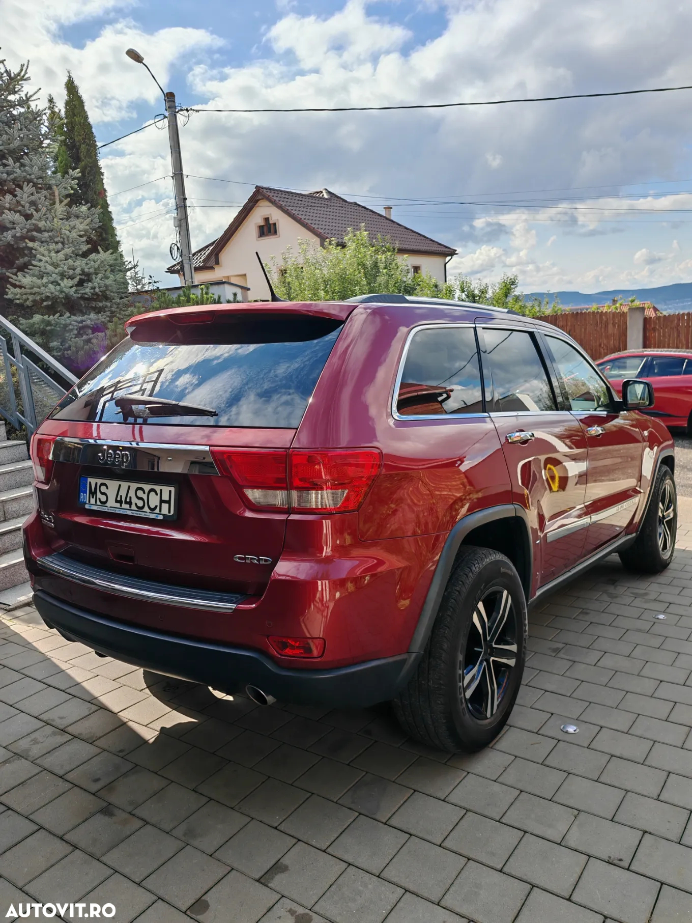 Jeep Grand Cherokee - 18