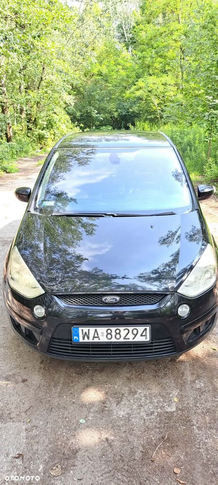 Ford S-Max - 21