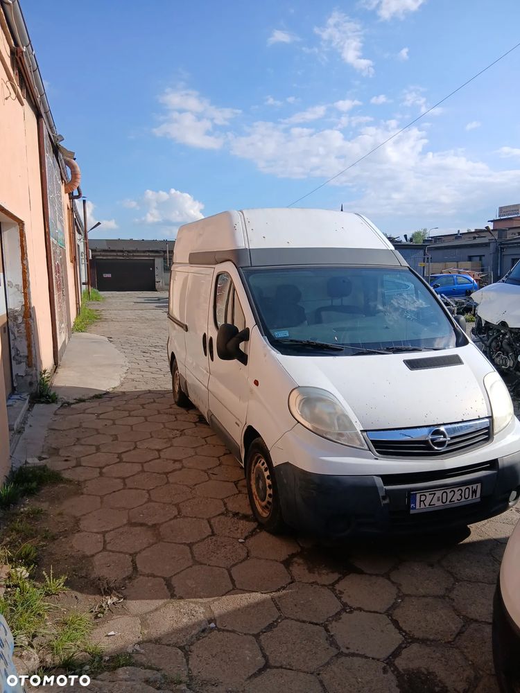 Opel vivaro - 1
