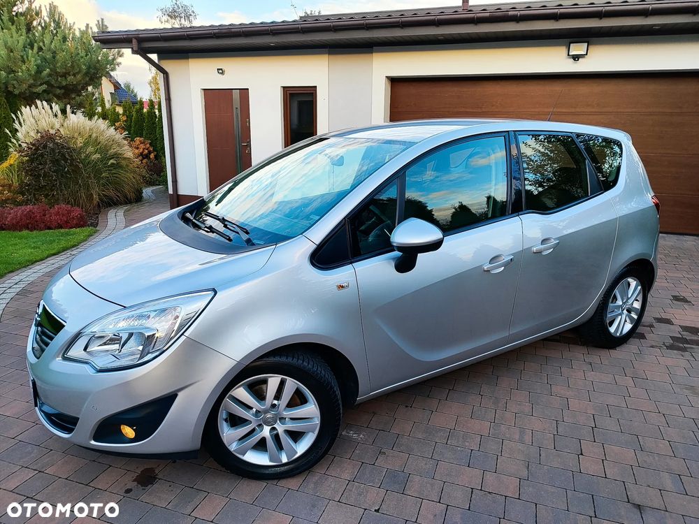 Opel Meriva - 9