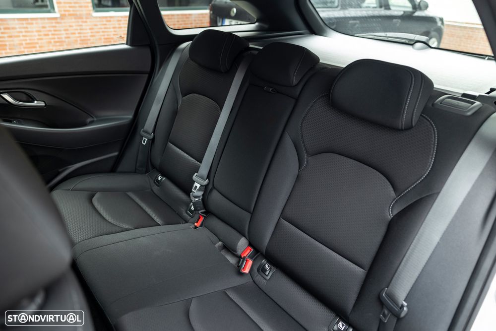 Hyundai i30 SW 1.0 T-GDi Style+Navi - 21