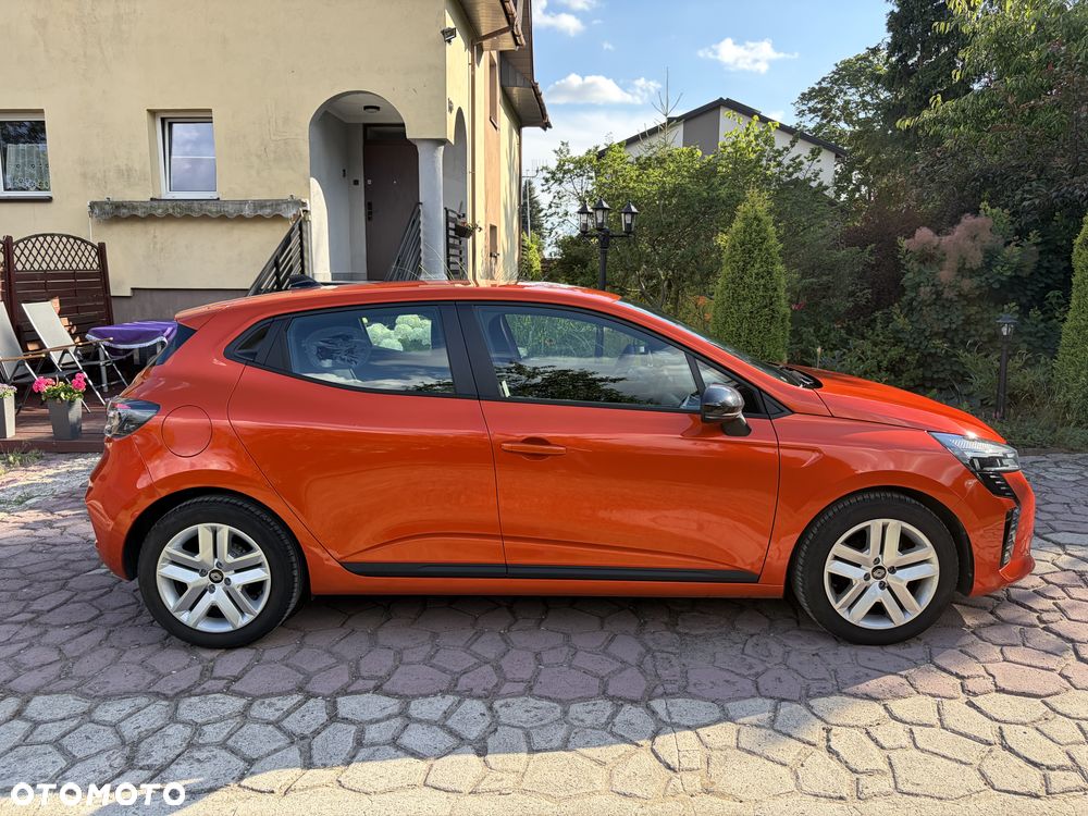 Renault Clio - 8