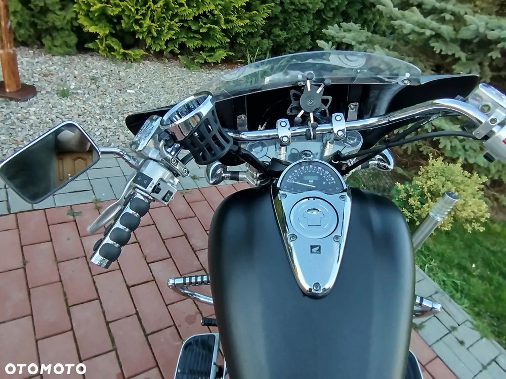 Honda VTX - 8