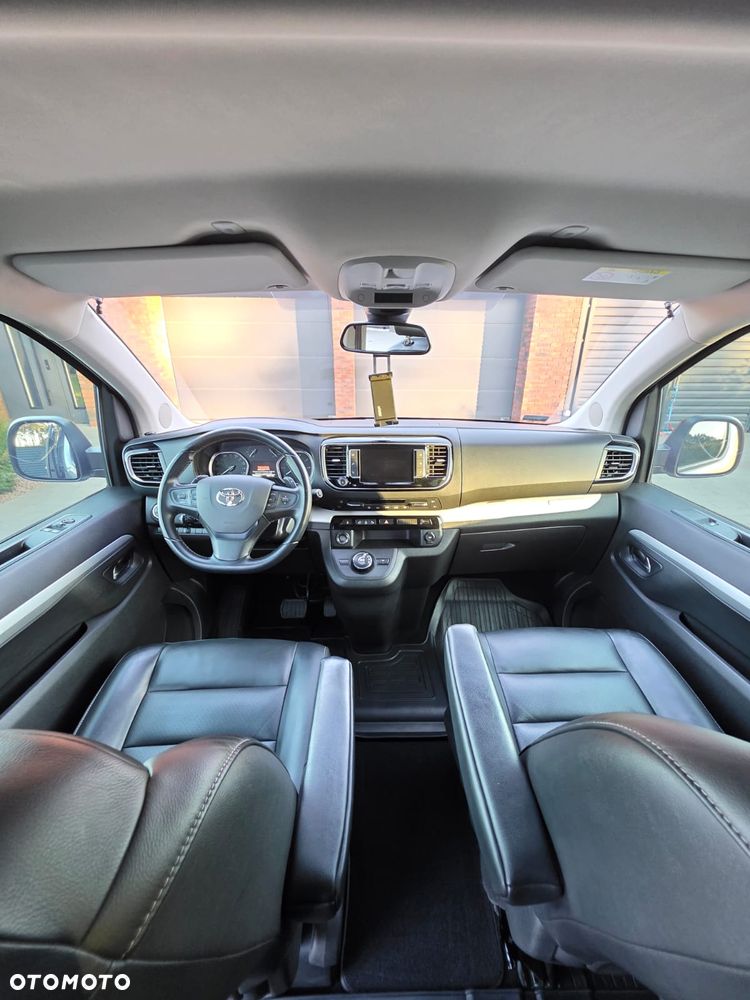 Toyota Proace Verso 2.0 D4-D Long VIP - 11