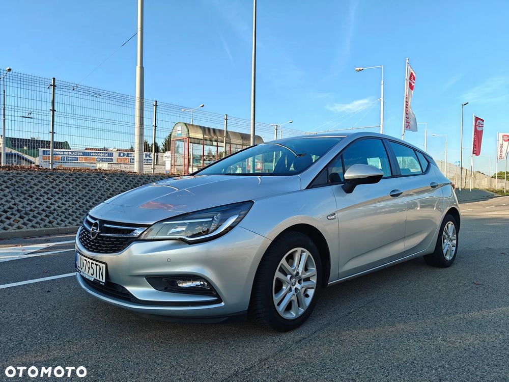Opel Astra - 1
