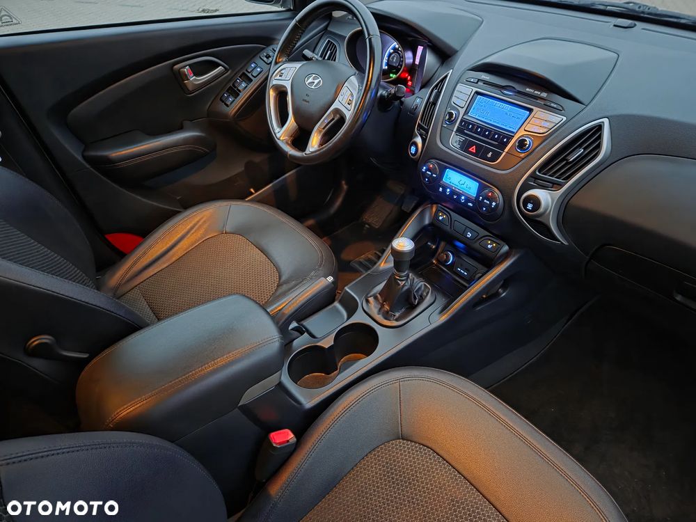 Hyundai ix35 2.0 4WD Premium - 30