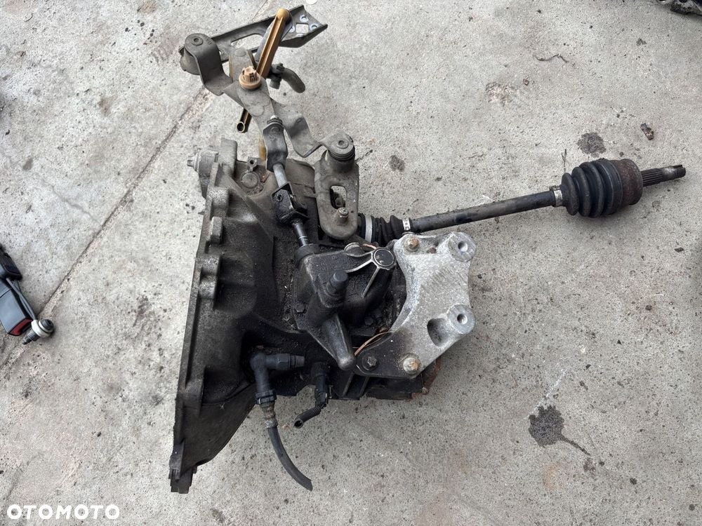 OPEL CORSA D SKRZYNIA BIEGÓW 1.2 1.4 MANUAL - 2