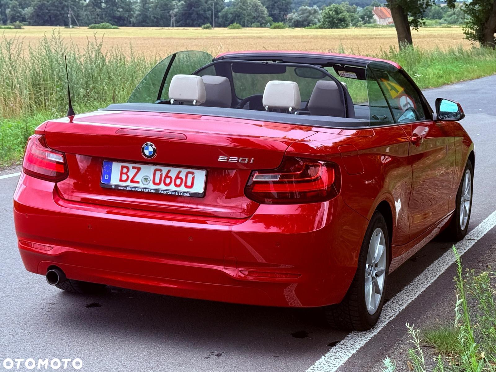 BMW Seria 2 220i Coupe Luxury Line - 2