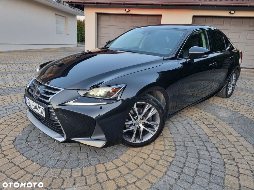 Lexus IS Business Edition - 1