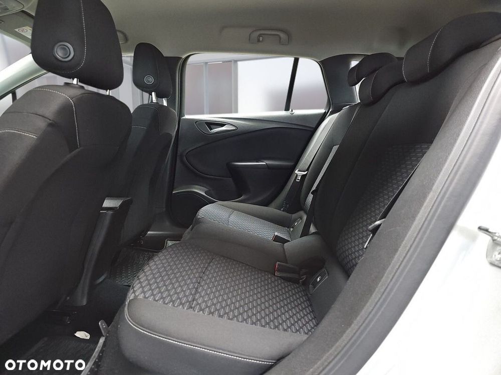 Opel Astra V 1.2 T Edition S&S - 12