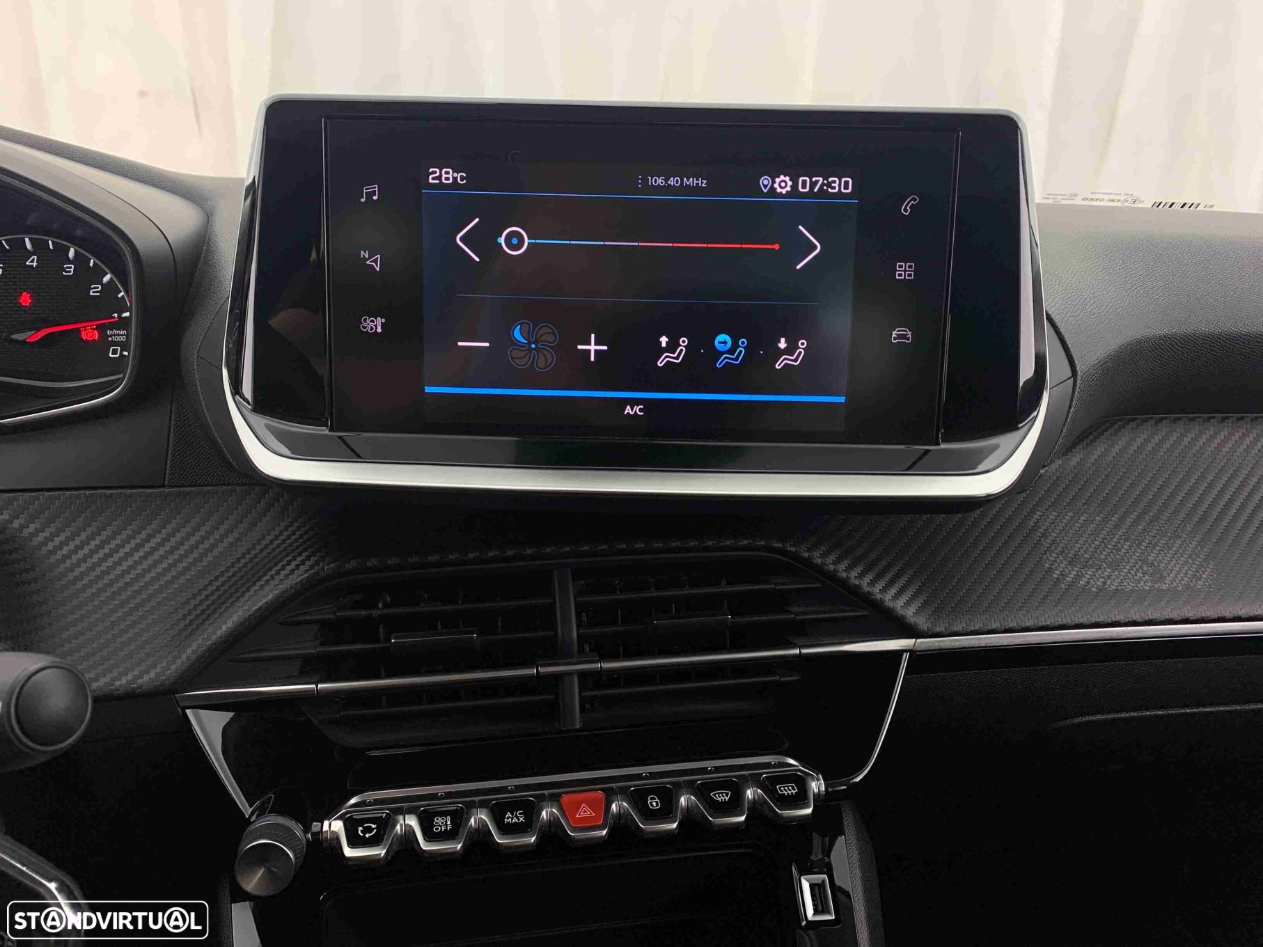 Peugeot 208 1.2 PureTech Active Pack - 9