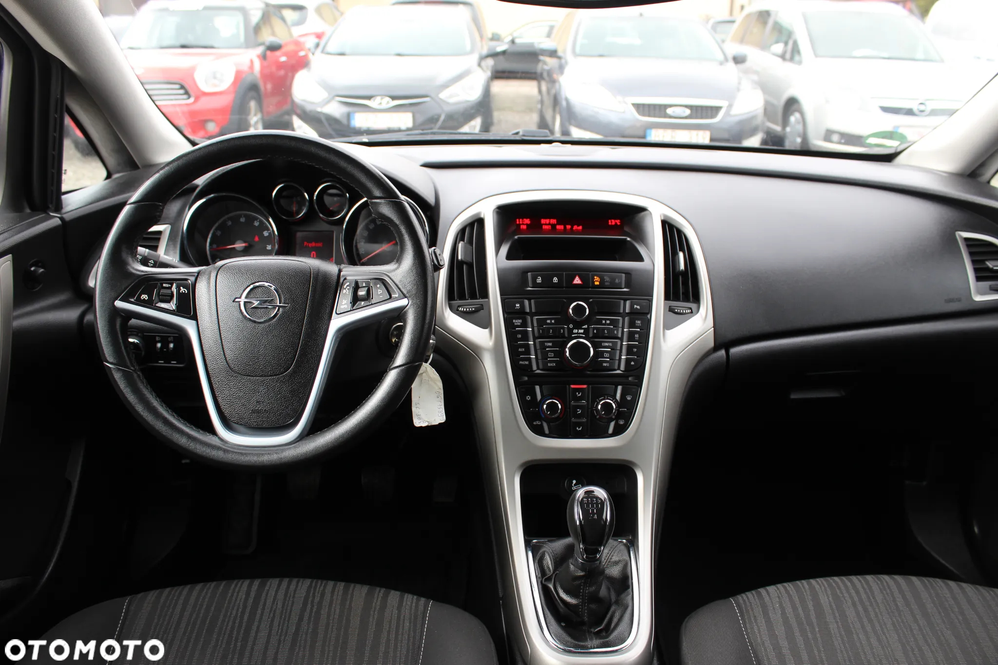 Opel Astra 1.6 Design Edition - 6
