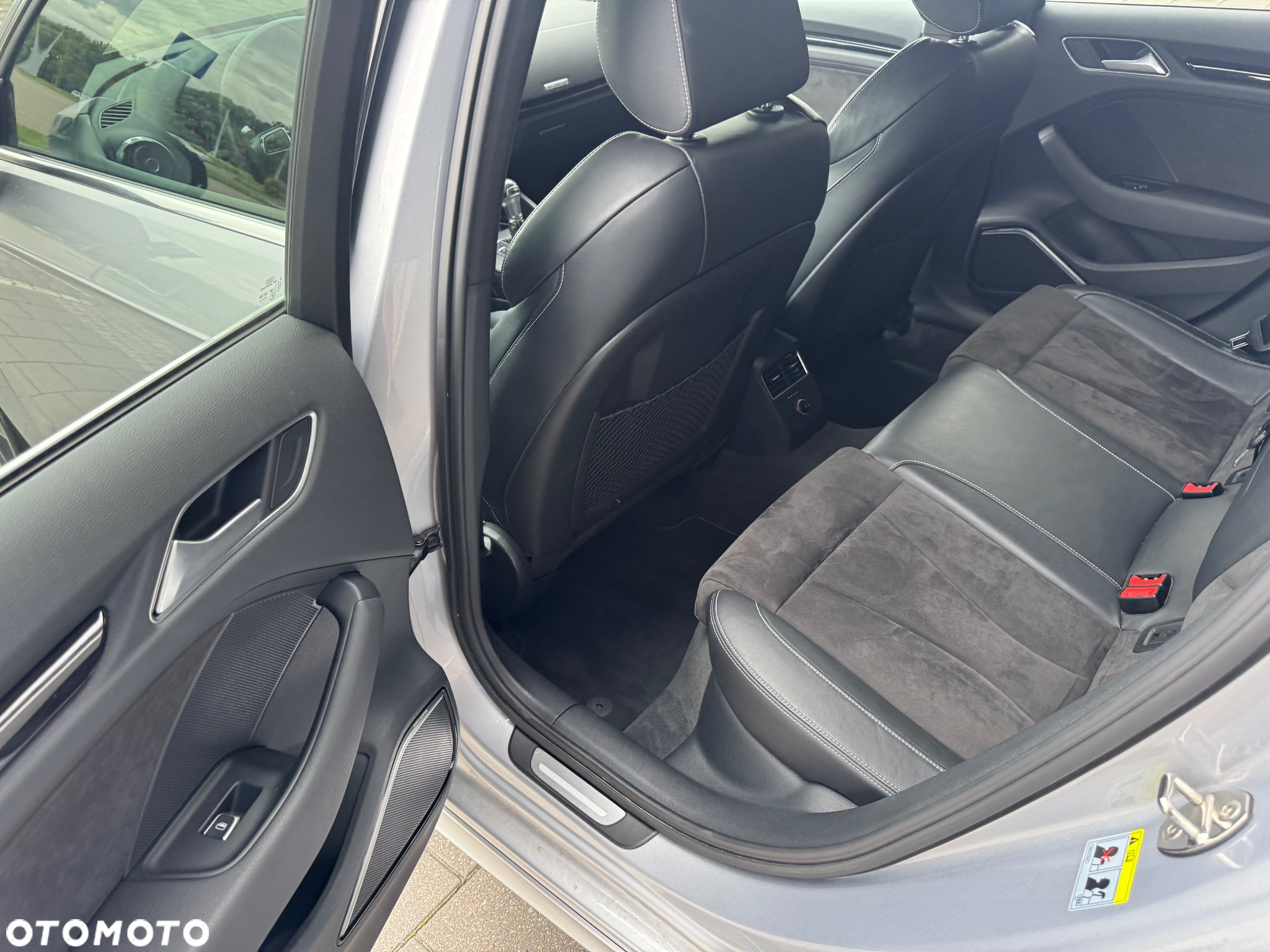 Audi S3 TFSI Sportback S tronic - 25