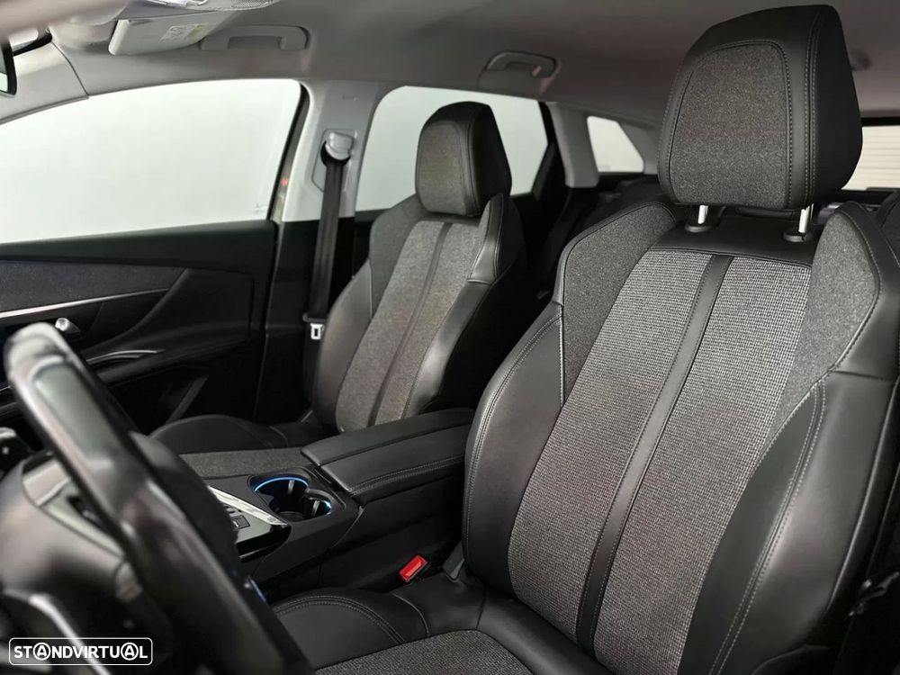 Peugeot 3008 - 18