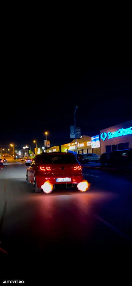 Volkswagen Golf - 23