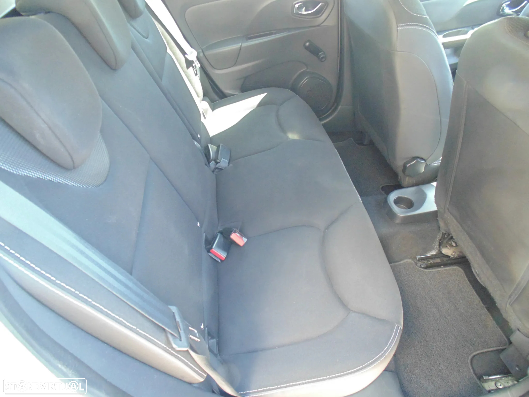 Renault Clio Sport Tourer 0.9 TCE Limited - 16