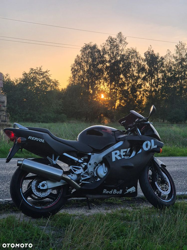 Honda CBR - 2