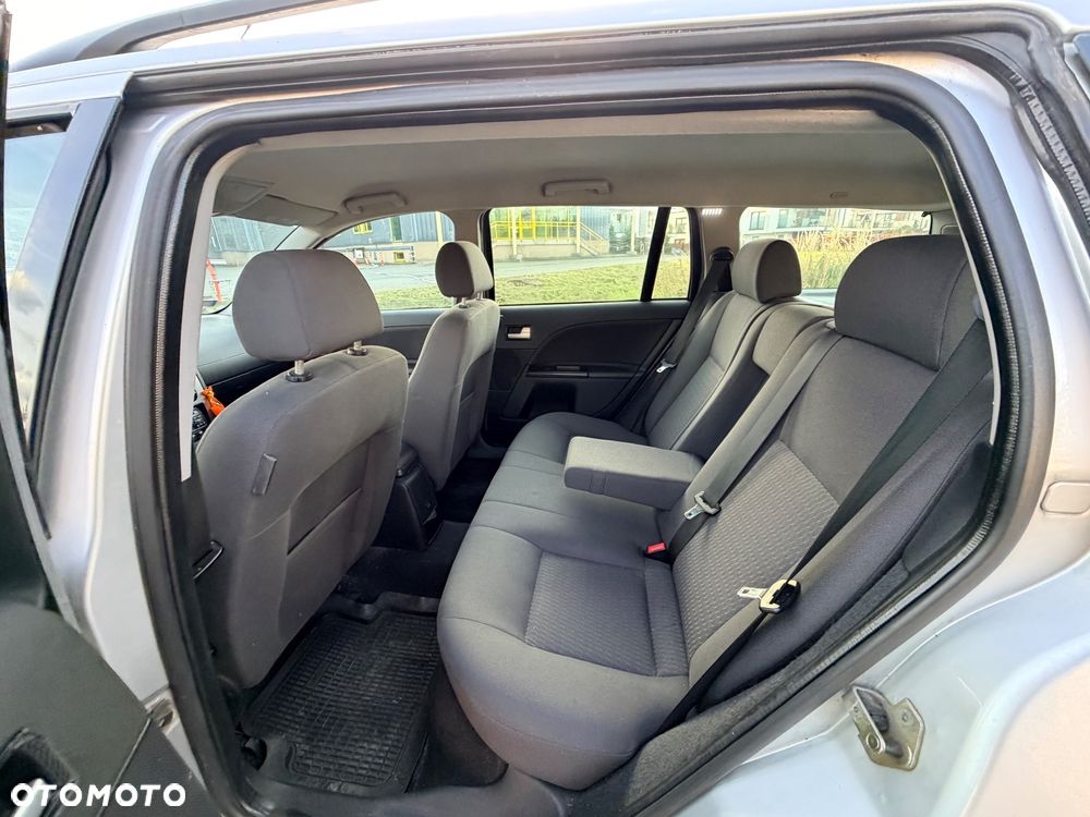 Ford Mondeo 2.0 Trend - 15