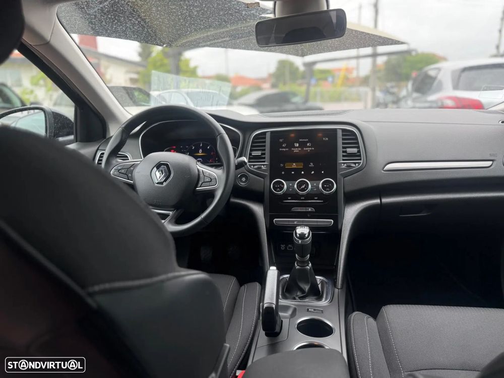 Renault Mégane - 10