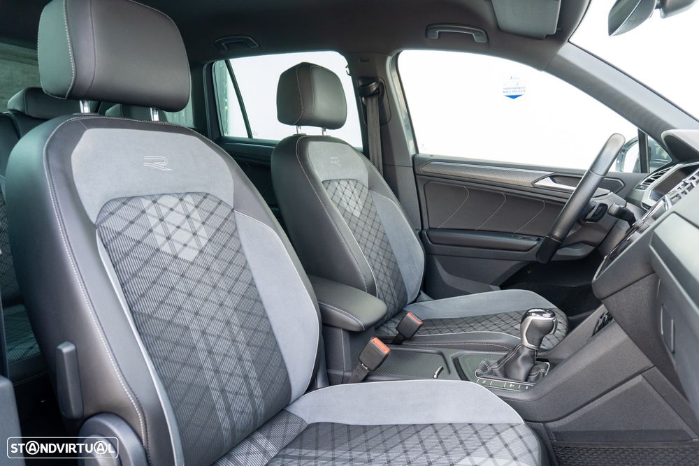 VW Tiguan 1.4 TSI eHybrid R-Line DSG - 34
