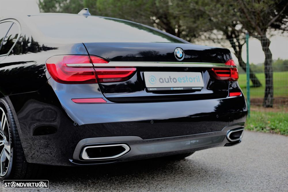 BMW 740 d xDrive Pack M Auto - 18