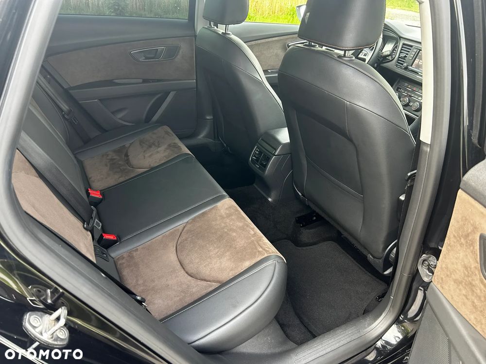 Seat Leon Sportstourer 2.0 TDI Start&Stop 4Drive X-Perience - 19