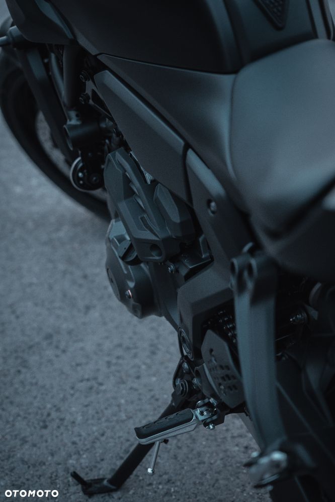Yamaha MT - 7