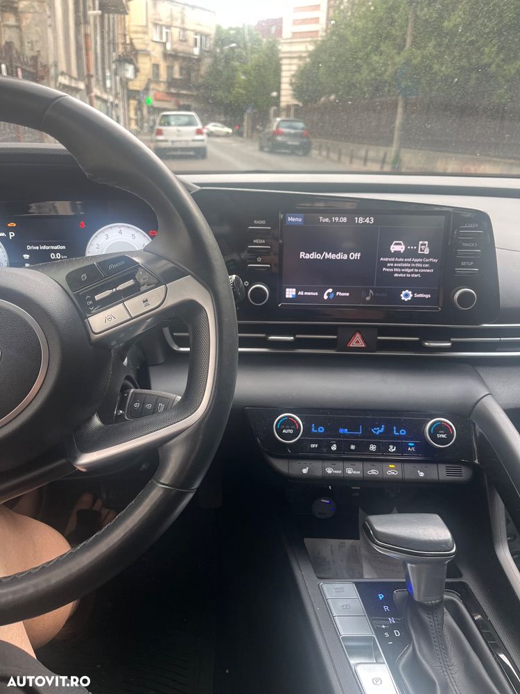 Hyundai Elantra 1.6 l 123 CP CVT Highway - 5