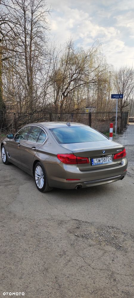 BMW Seria 5 530e iPerformance Luxury Line sport - 10