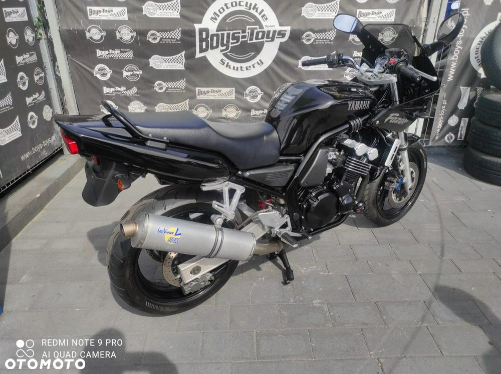 Yamaha FZS - 3
