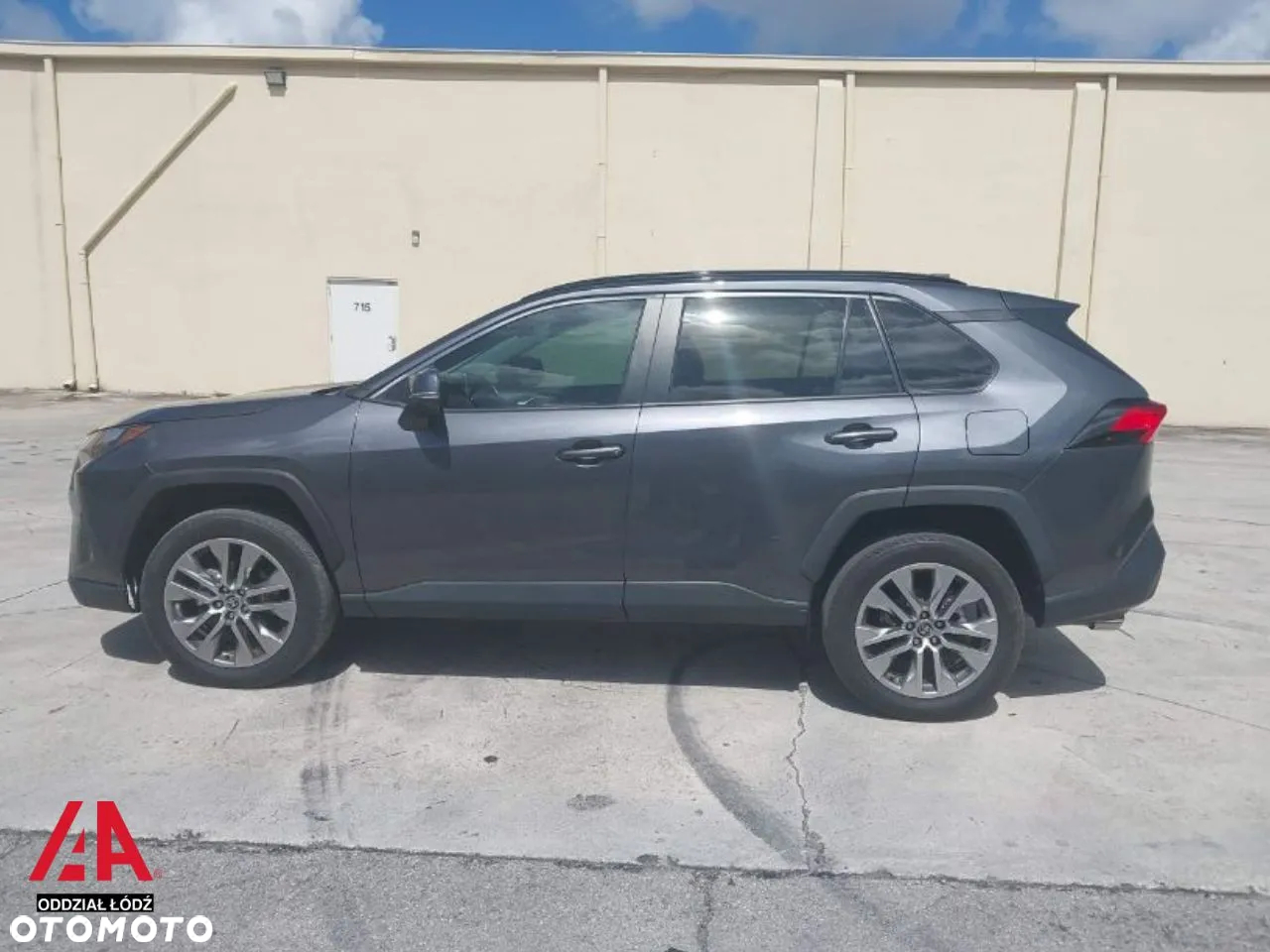 Toyota RAV4 - 13