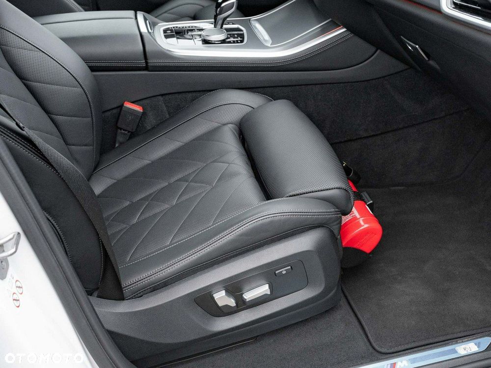 BMW X5 xDrive25d - 32