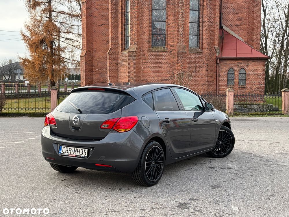 Opel Astra 1.6 Design Edition - 7