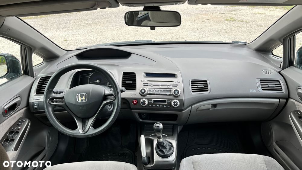 Honda Civic 1.8 Comfort - 25
