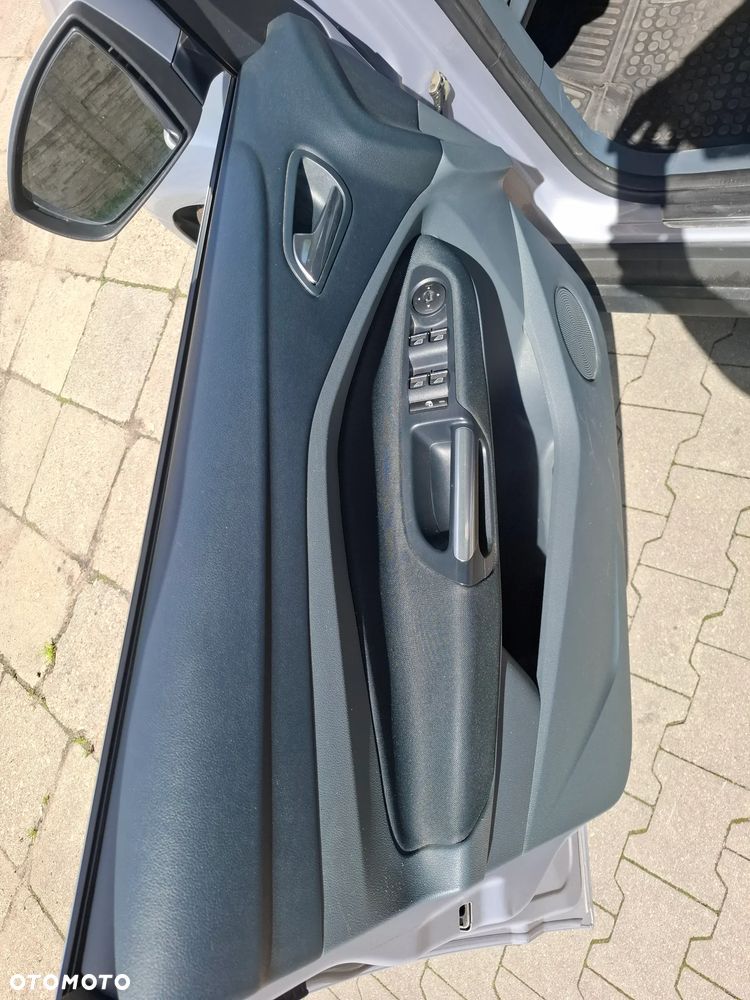 Ford Grand C-MAX - 5