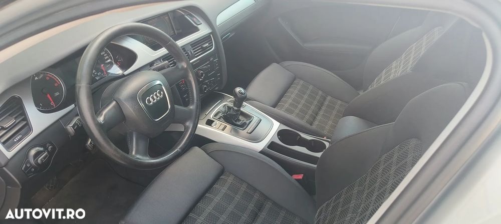 Audi A4 Limuzina - 8