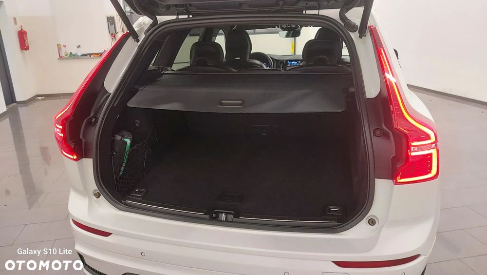 Volvo XC 60 B4 D Geartronic RDesign - 10