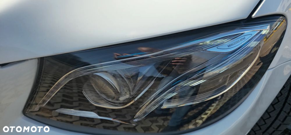 Mercedes-Benz Klasa E 220 d 9G-TRONIC AMG Line - 22