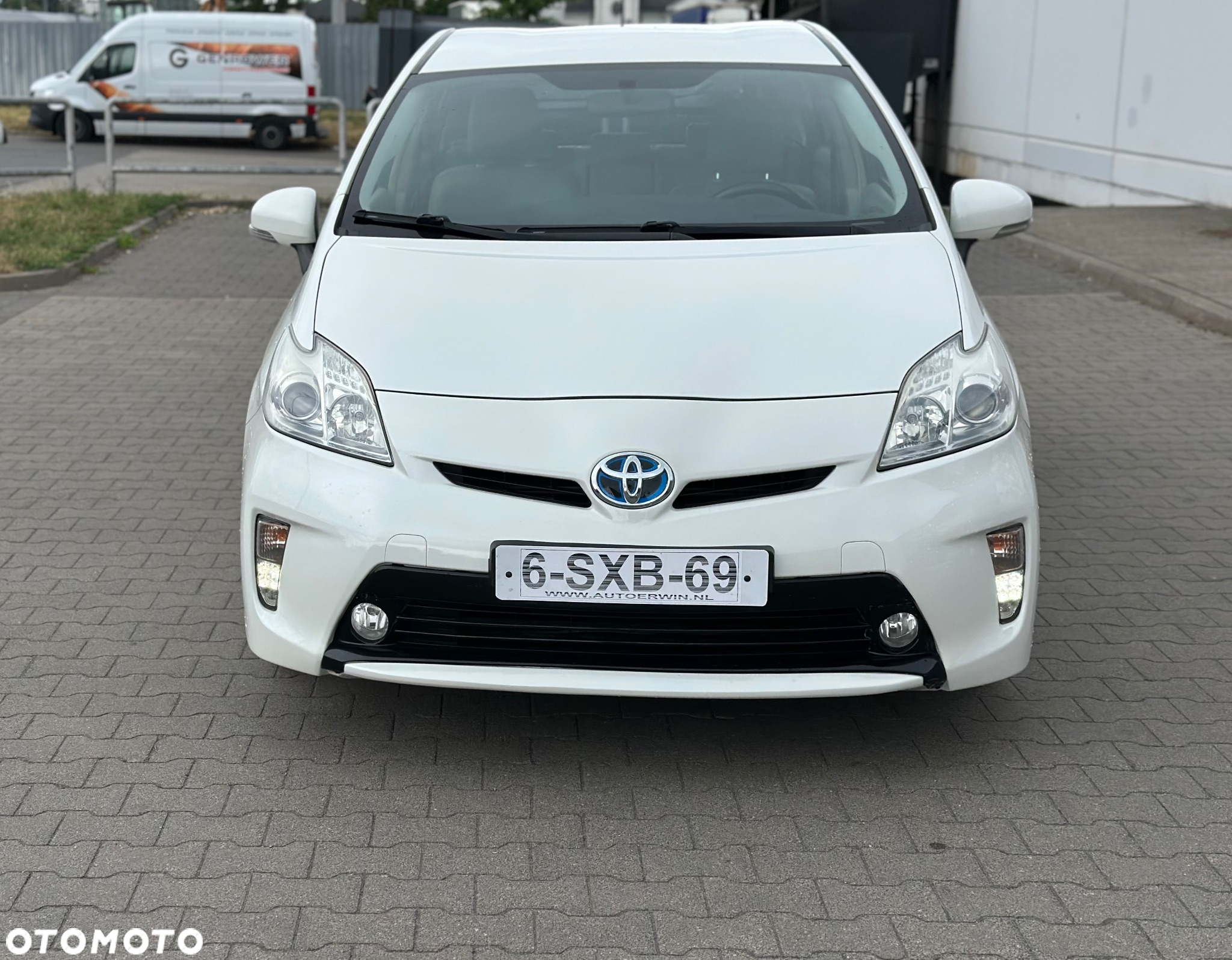 Toyota Prius - 11