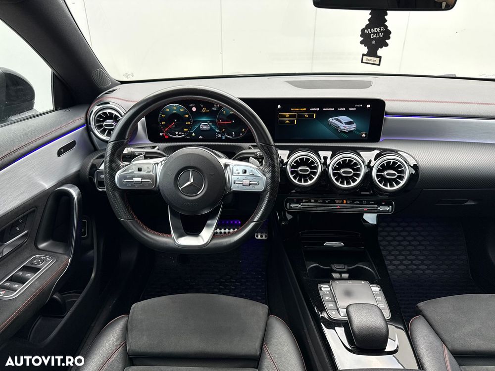 Mercedes-Benz CLA - 12