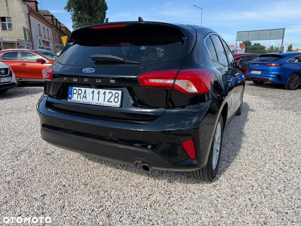 Ford Focus 2.0 EcoBlue Titanium Business - 12
