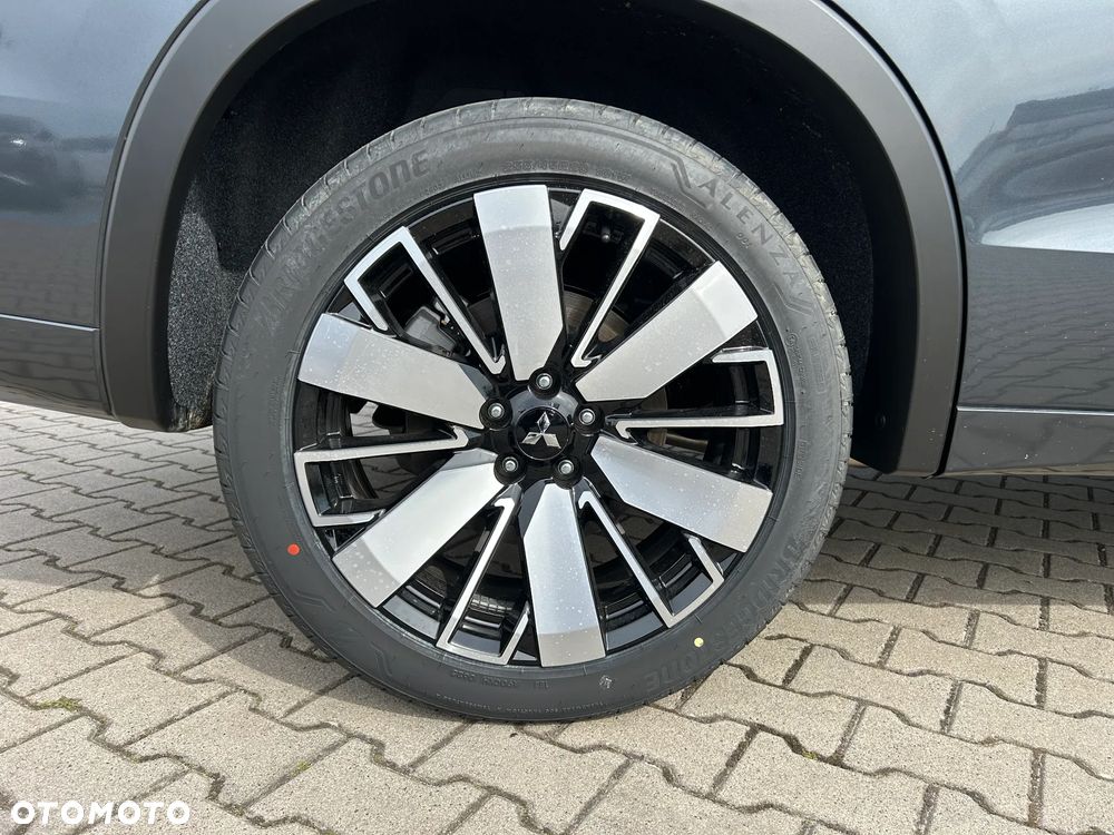 Mitsubishi Outlander Instyle - 18