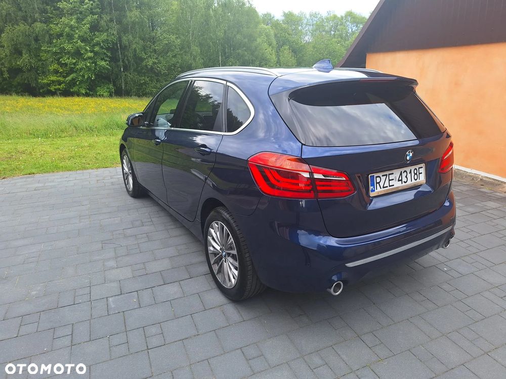 BMW Seria 2 220d Luxury Line - 2