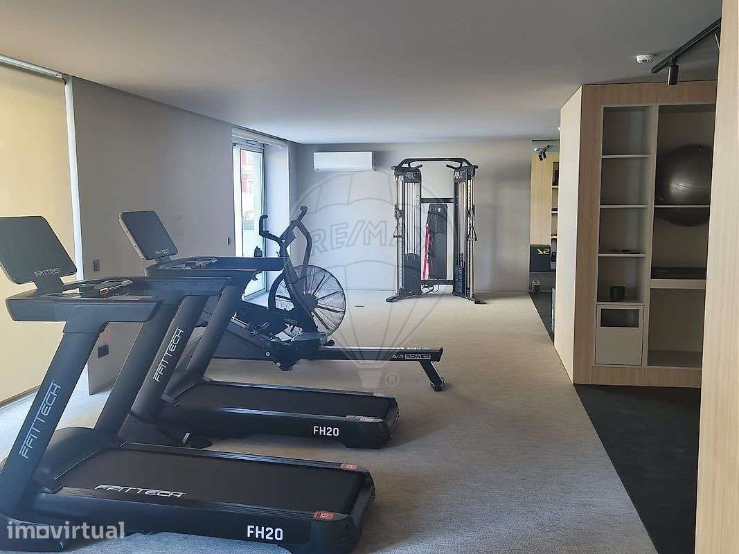 Apartamento T0 para arrendamento - Grande imagem: 2/9