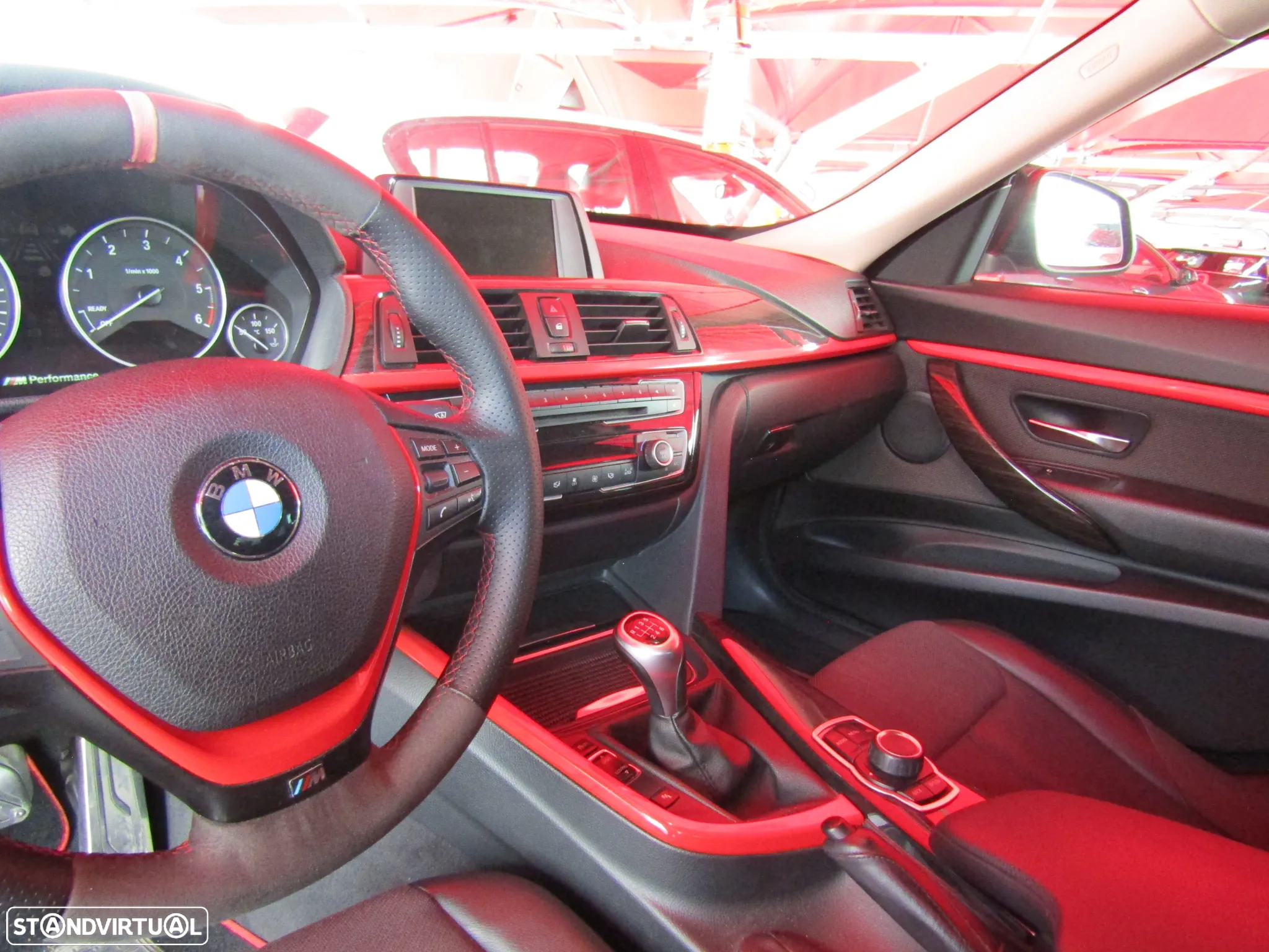BMW 318 Gran Turismo d Pack M - 15