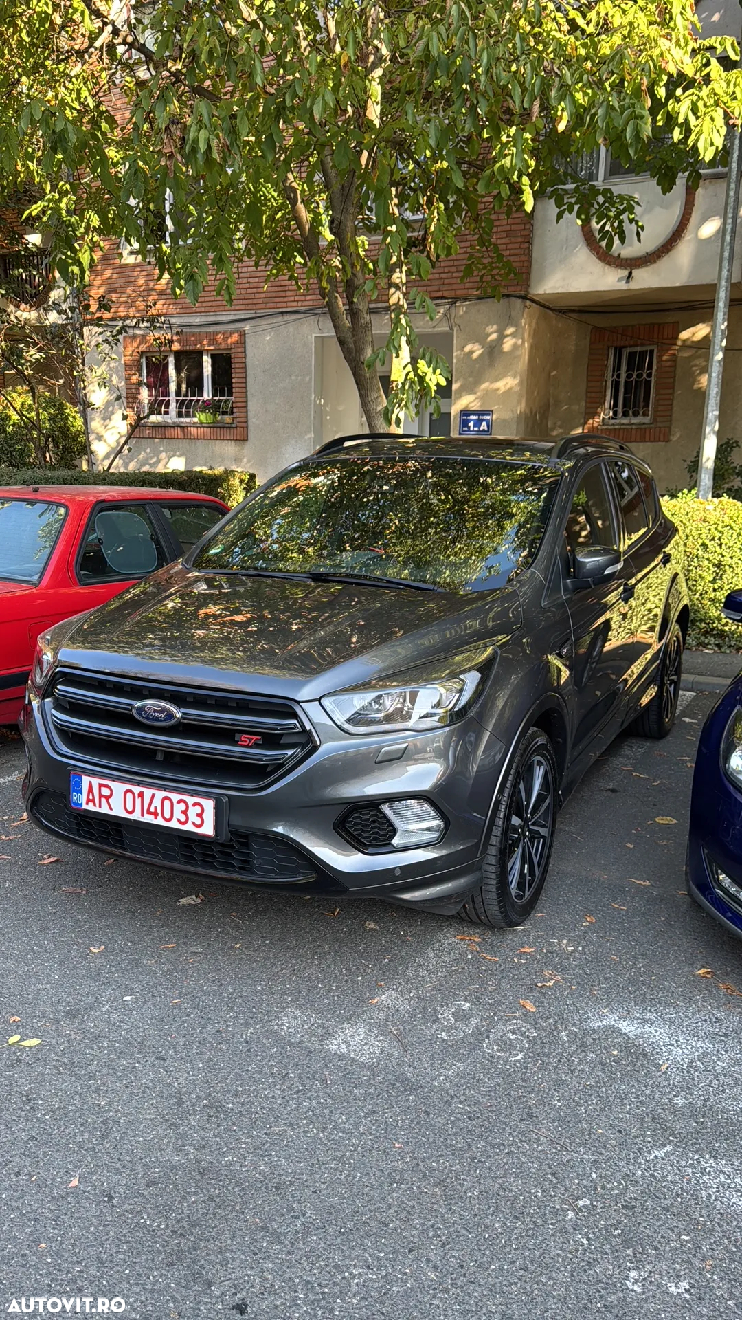 Ford Kuga 1.5 EcoBoost 2x4 ST-Line - 32