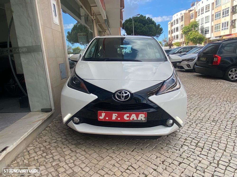 Toyota Aygo x-play touch - 14