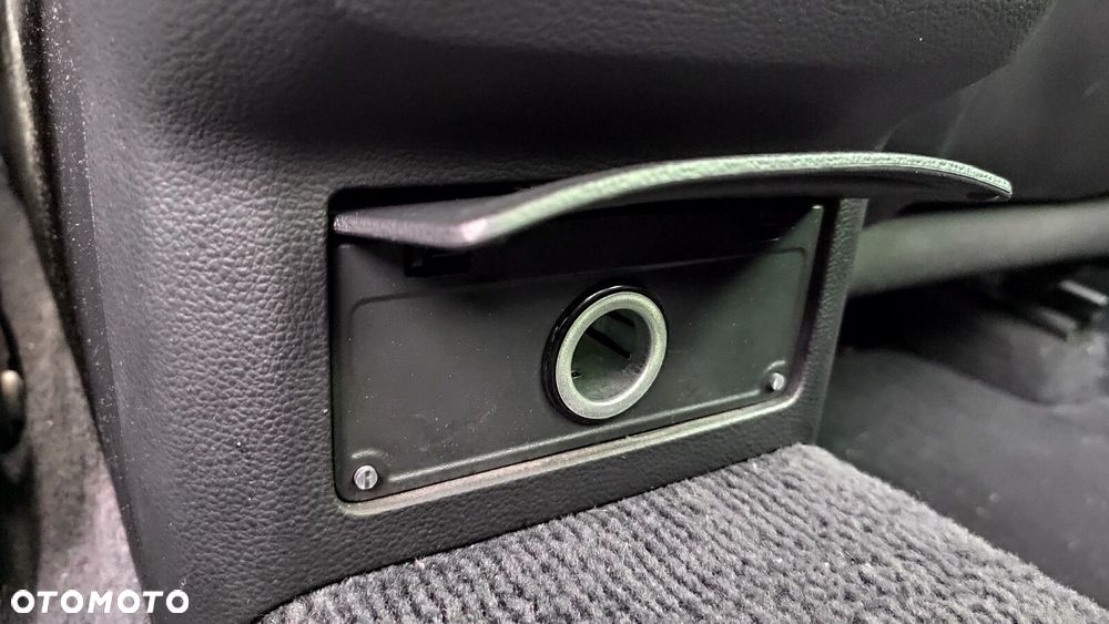 Volkswagen Passat - 40