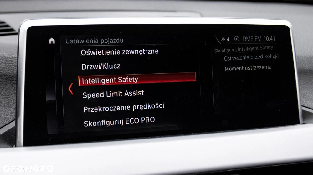 BMW X1 sDrive18i - 22