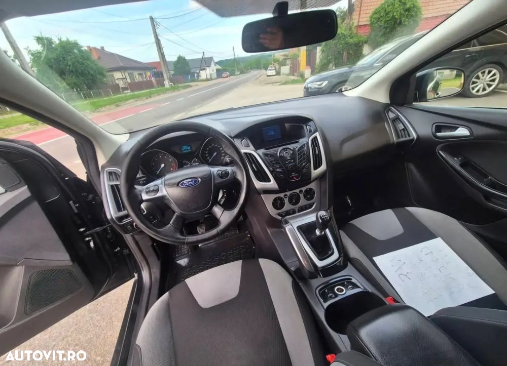 Ford Focus - 6